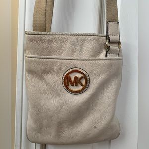 MICHAEL KORS CROSSBODY BAG